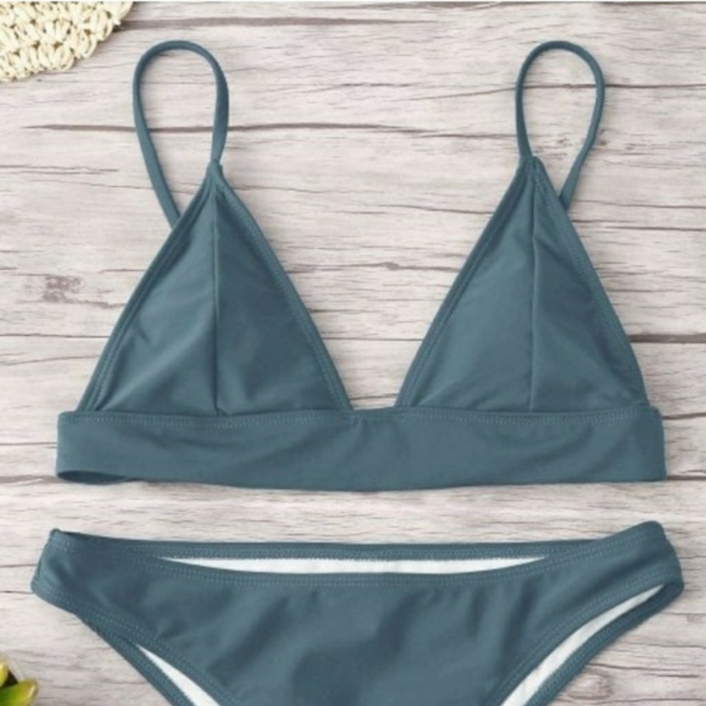 Triangle Bikini Set - Picture 5 of 7